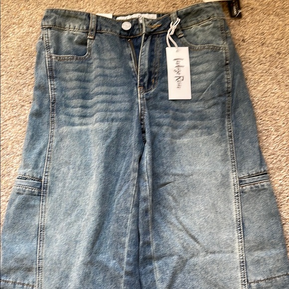 Indigo Rein Denim - NWT Indigo Rein Wide Leg High Rise Jeans with Side pockets
